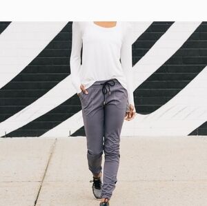 Dark Gray Peak Zipper Joggers (Long) 31"